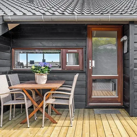 2 Bedroom Stunning Home In Sjolund Sjolund